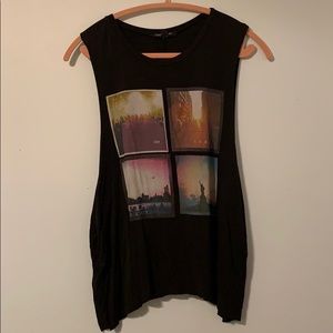 Women’s OS Graphic Tee